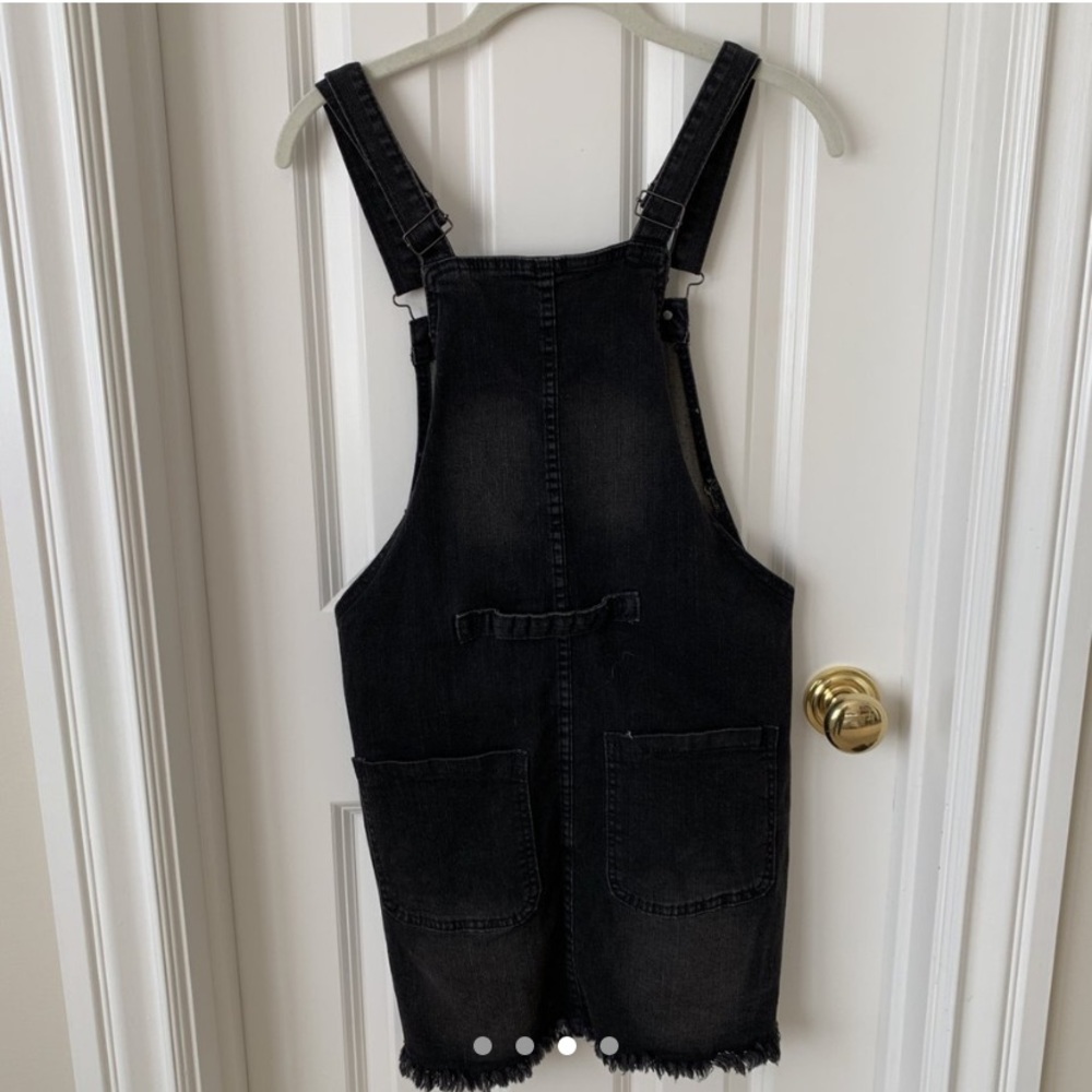 LF Black Overall Dress - Picture 3 of 4